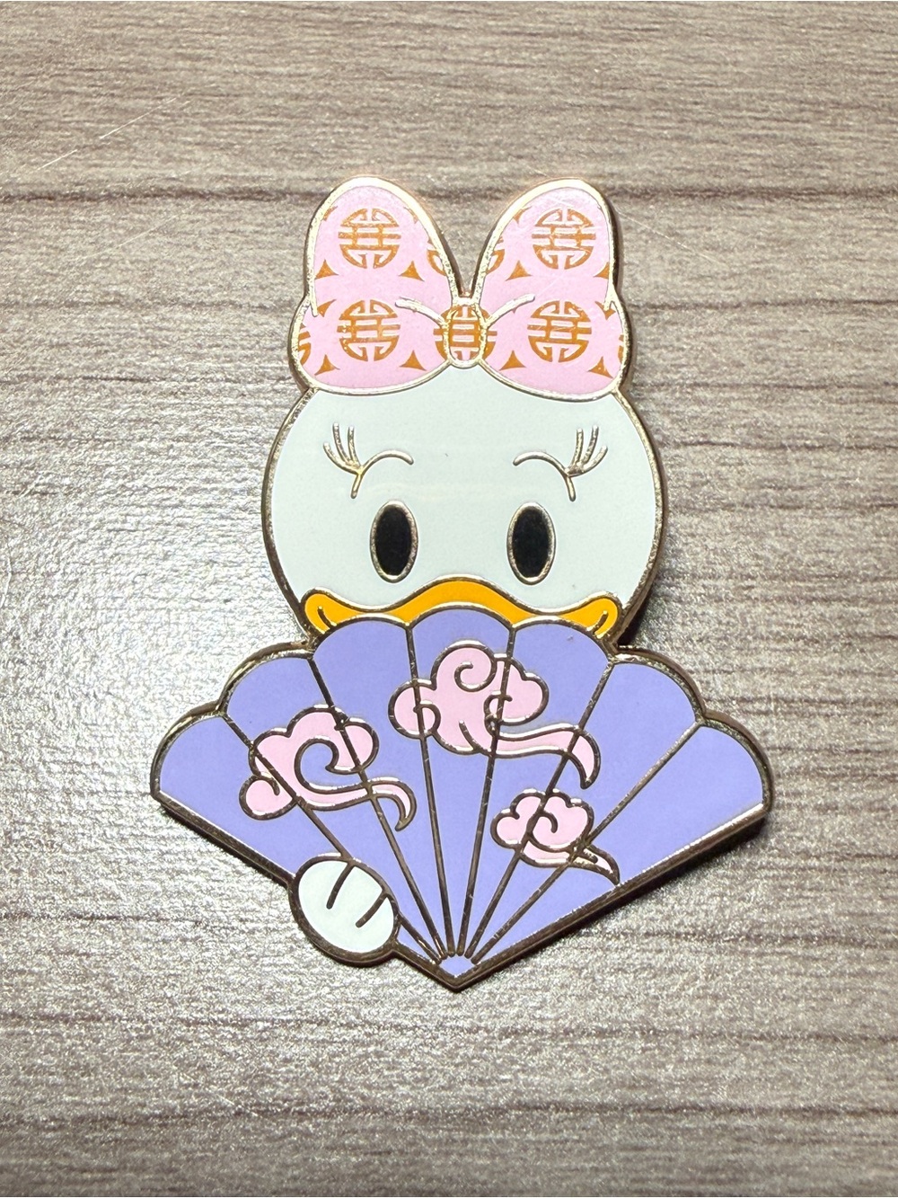 Disney Pins Daisy Duck